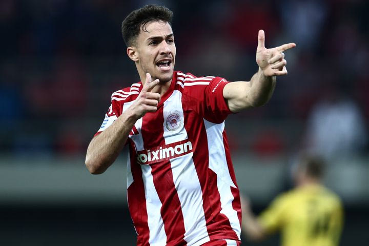 Ολυμπιακός: Αυτό είναι το χρυσό συμβόλαιο του Κωστούλα στην Μπράιτον