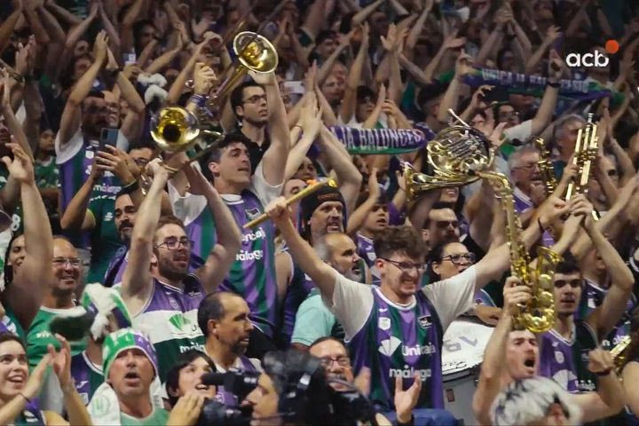 ΑΕΚ, Μάλαγα: Το σύνθημα του κόσμου της Ένωσης έγινε το αγαπημένο των Ανδαλουσιανών, “ταξίδεψε” σε κάθε γωνιά του “Μαρτίν Καρπένα”