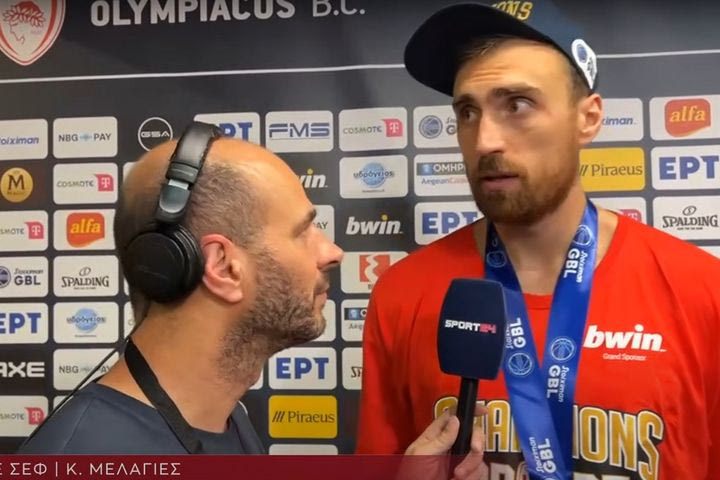 Ο Μιλουτίνοβ στο SPORT24 για το μέλλον του στον Ολυμπιακό: “Θα το δείτε τις επόμενες ημέρες”