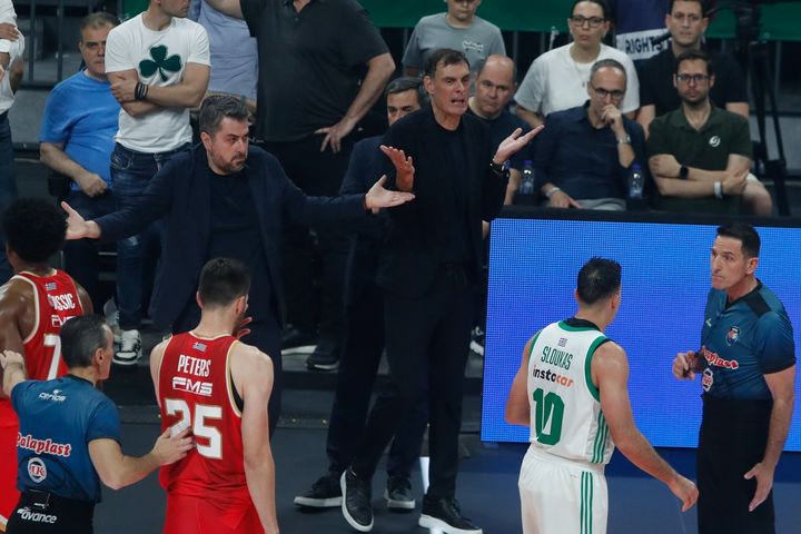 Παναθηναϊκός AKTOR – Ολυμπιακός: Οι ερυθρόλευκοι κατέθεσαν ένσταση στο 31′ μετά από τη σύρραξη με Φουρνιέ – Ναν και το χάος στο ΟΑΚΑ