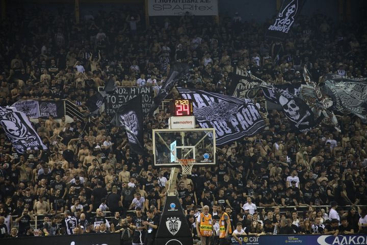 Ανάρπαστα τα διαρκείας του ΠΑΟΚ για την επετειακή σεζόν 2025/26: Σπάει το φράγμα των 3.000 εισιτηρίων