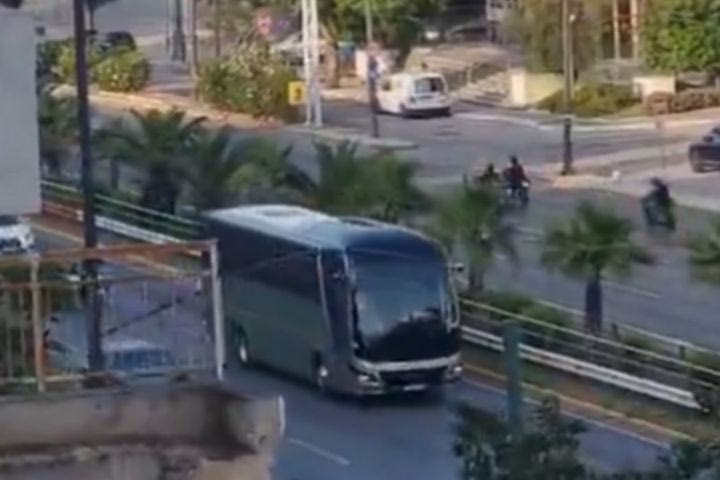 Το VIDEO του SPORT24 με την αποστολή του Παναθηναϊκού να κατευθύνεται στο ΣΕΦ