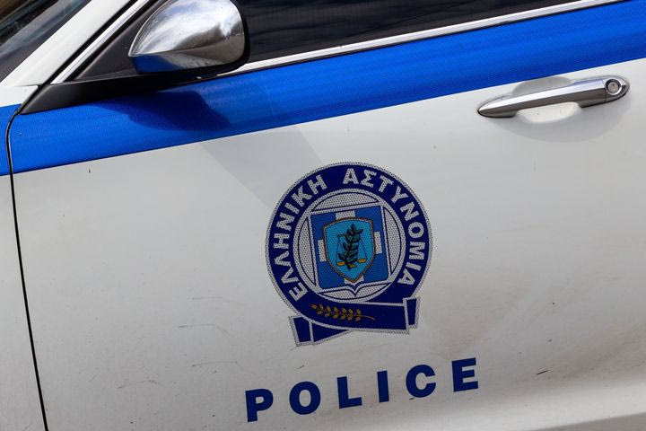 Σε εξέλιξη επιχείρηση για την εξάρθρωση εγκληματικών οργανώσεων που διακινούν ναρκωτικά στα γήπεδα