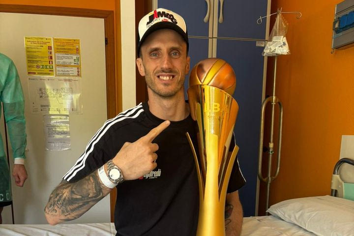 Το πρωτάθλημα Ιταλίας στα χέρια του Πολονάρα: “Το υποσχεθήκαμε και σου το φέραμε”