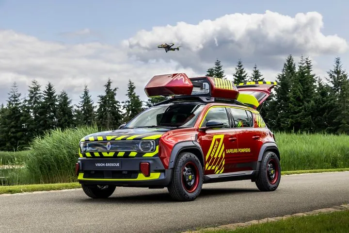 Αν το 112 ήταν αυτοκίνητο, θα ήταν το Renault Vision 4Rescue- Με drone στην οροφή και λύσεις για κάθε έκτακτη ανάγκη