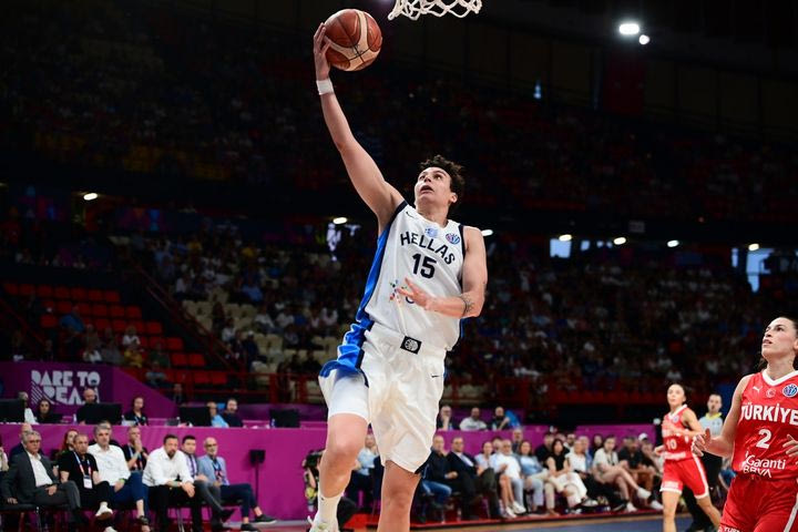 Η Σπανού θύμισε Σπανούλη στη FIBA: “Άρτεμις Σπανού(λης)”