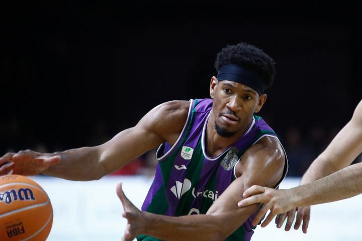 Η Βαλένθια ετοιμάζεται να αποκτήσει τον Τέιλορ από την Μάλαγα