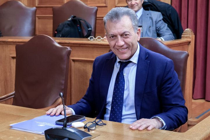 Η ανάρτηση του Βρούτση για την παραχώρηση του ΣΕΦ στον Ολυμπιακό