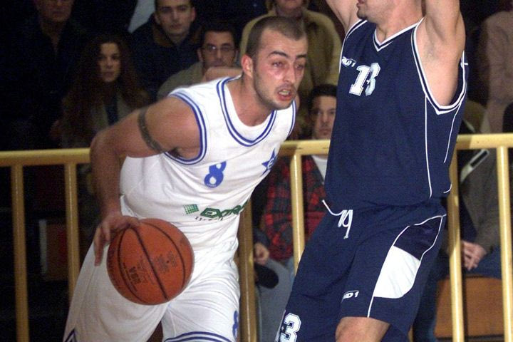 Πέθανε ο Βασίλης Μπανακάκης