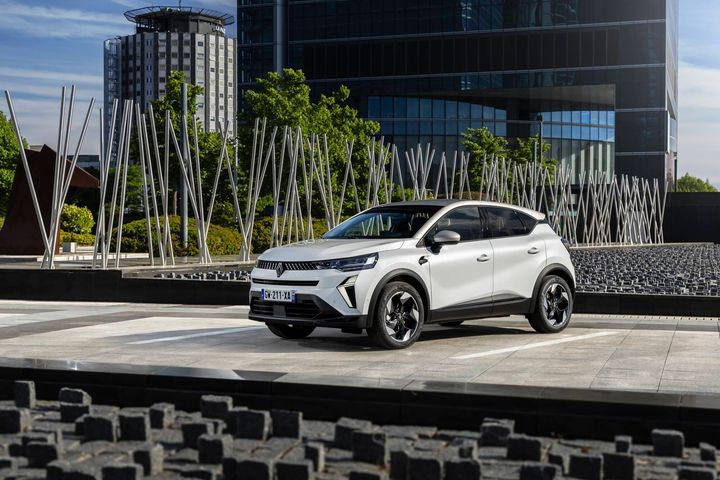 Το νέο υβριδικό Renault Captur με τους 160 ίππους σε “βάζει” σε καινούργιο SUV με τιμή- πρόκληση