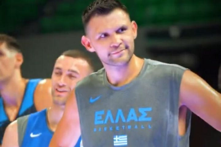 Τούρτα γενεθλίων στον Παπανικολάου και “πέσιμο” στην προπόνηση της Εθνικής