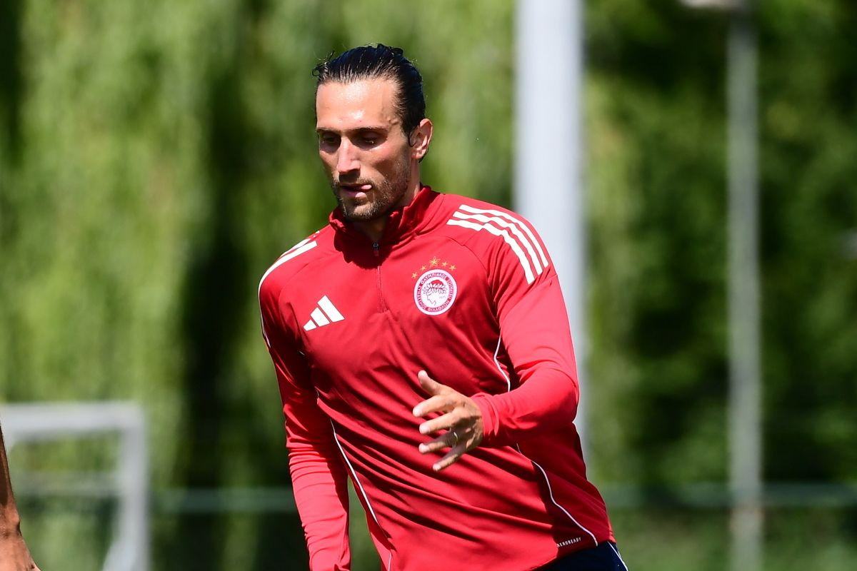 O Γιαζίτζι στις προπονήσεις του Ολυμπιακού