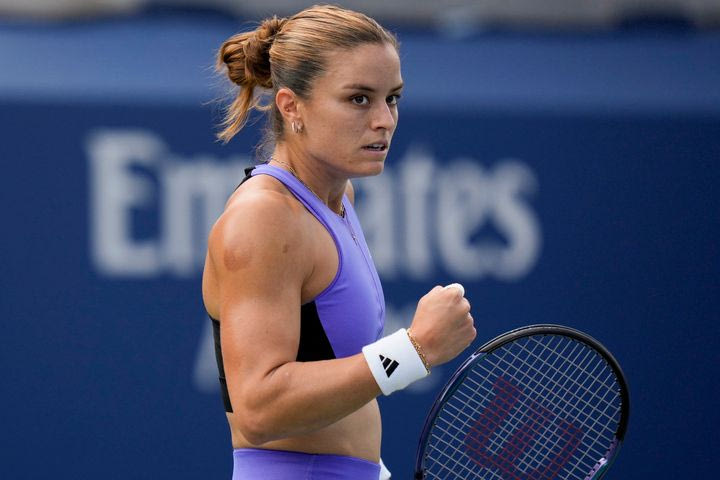 Η Μαρία Σάκκαρη πανηγυρίζει