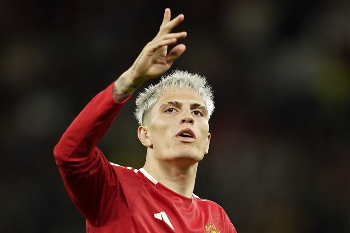 Μάντσεστερ Γιουνάιτεντ, μεταγραφές: Θέλει Γκαρνάτσο η Άστον Βίλα