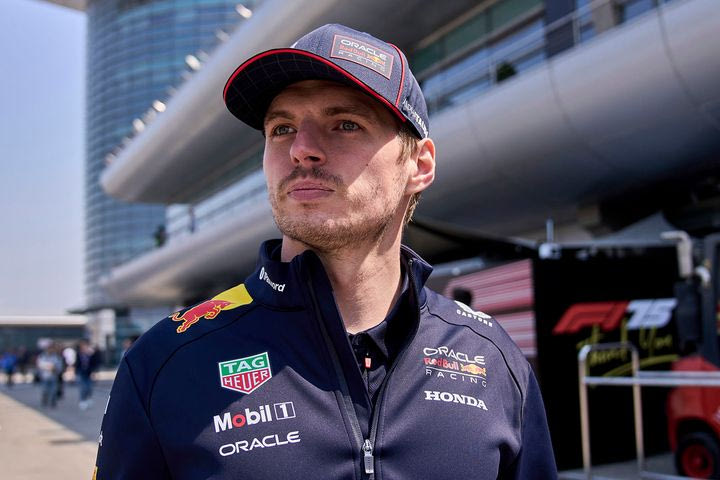 H Red Bull επιβεβαίωσε την παραμονή του Φερστάπεν το 2026