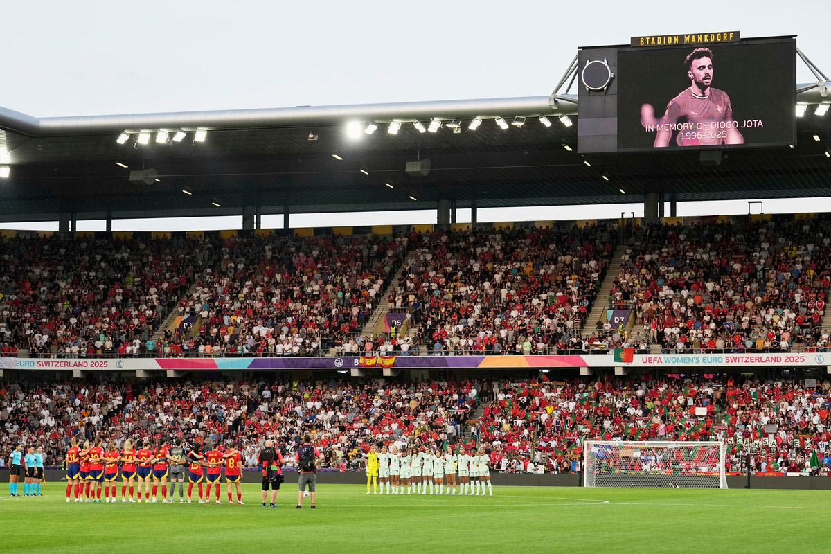 Ενός λεπτού σιγή για τον Ζότα