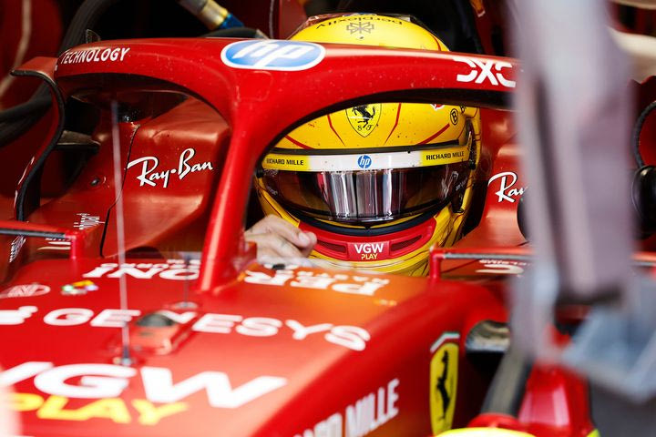 Χάμιλτον: “Οφείλω μία συγγνώμη στην ομάδα, είναι απαράδεκτο να αποκλείομαι σε δύο Q1”