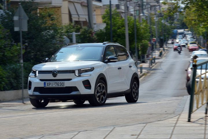 Δοκιμάζουμε το νέο Citroen e-C3: Ηλεκτρισμένη λιτότητα made in Europe