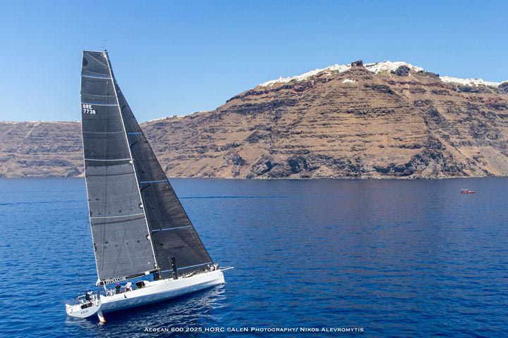 AEGEAN 600: Υπέροχες εικόνες από τη Σαντορίνη που κάνουν το γύρο του κόσμου