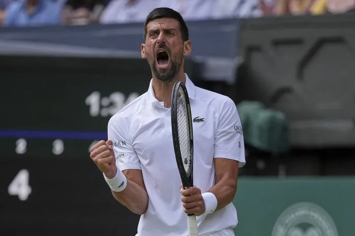 Ντε Μινόρ – Τζόκοβιτς 1-3: Πρόκριση με ανατροπή για τον Νόλε στα προημιτελικά του Wimbledon