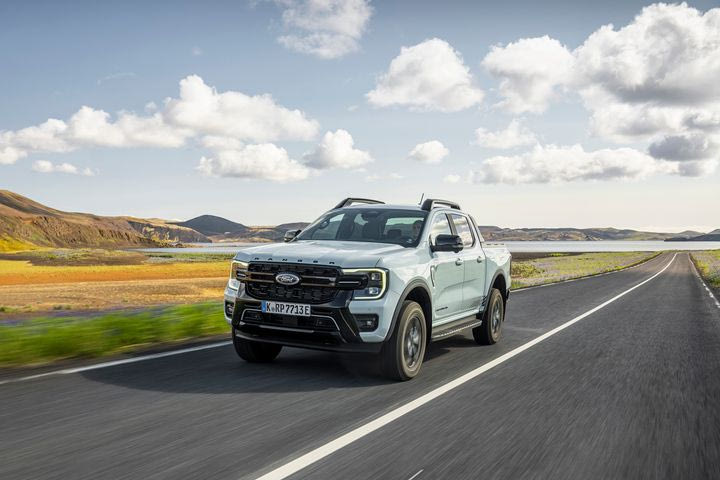 Ford Ranger PHEV: Το best seller διπλοκάμπινο μπαίνει τώρα στην πρίζα