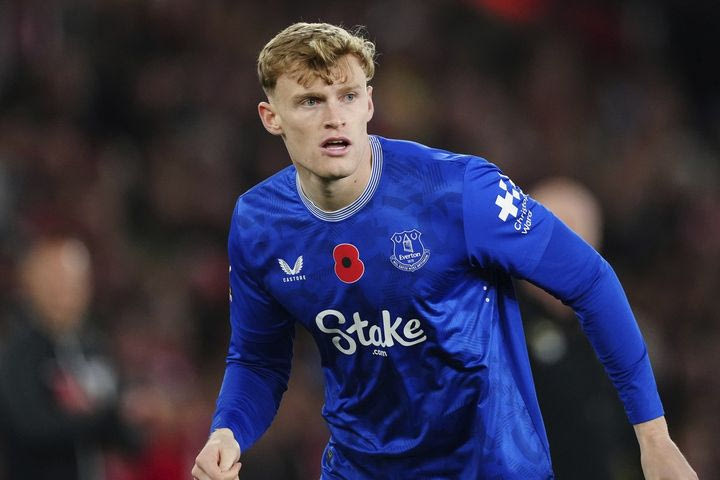 Έβερτον: Κρατά τον Μπρένθγουεϊτ στο Μέρσεϊσαϊντ έως το 2030