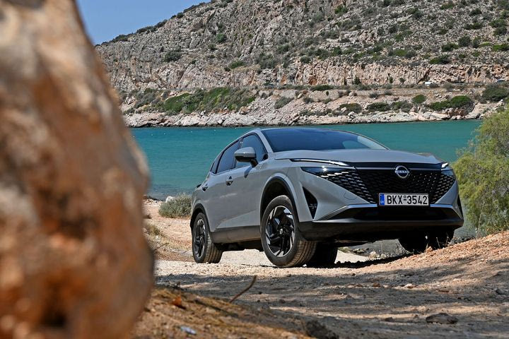 Οδηγούμε την τετρακίνητη έκδοση του φρεσκαρισμένου SUV Nissan Qashqai με τους 158 ίππους