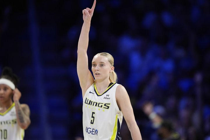 Η Μπέκερς γράφει ιστορία στο WNBA: Έσπασε τα κοντέρ με μοναδικό ρεκόρ σε πόντους και ασίστ στις πρώτες 20 συμμετοχές της