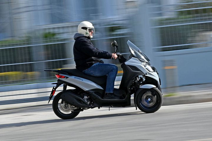 Δοκιμή του ανανεωμένου Piaggio MP3 με τον νέο κινητήρα 310 HPE