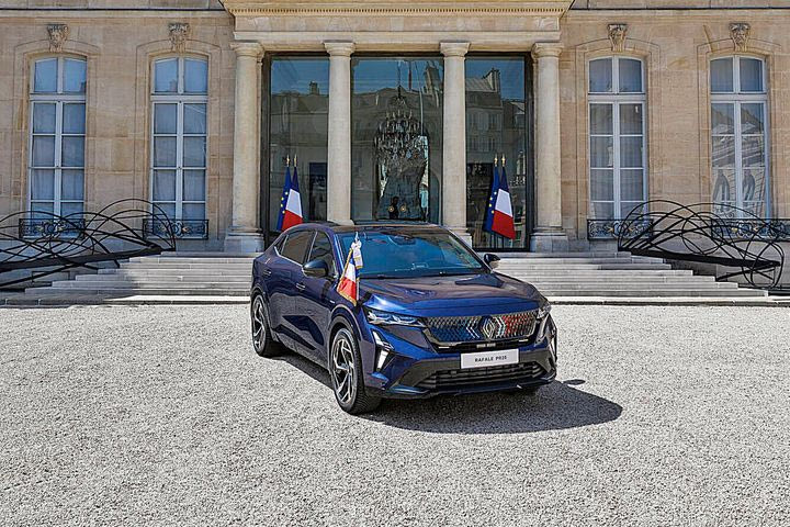 Αυτό είναι το “Προεδρικό Rafale”- Το SUV της Renault με τα 300 άλογα στην υπηρεσία της Γαλλικής Προεδρίας