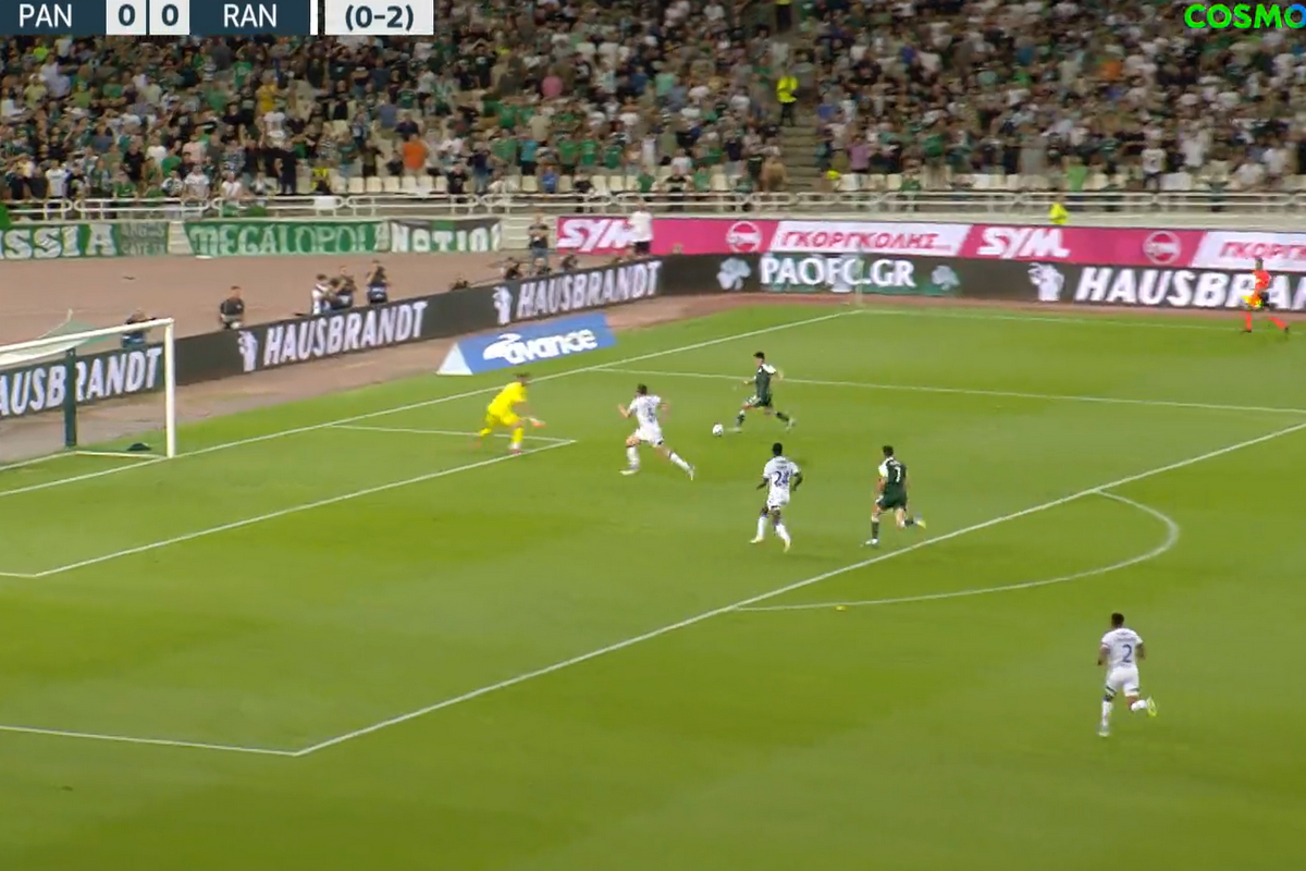 Η μεγάλη ευκαιρία του Πελίστρι, ο Αργεντίνος βγήκε τετ-α-τετ, όμως ο Μπάτλαντ απέκρουσε εντυπωσιακά