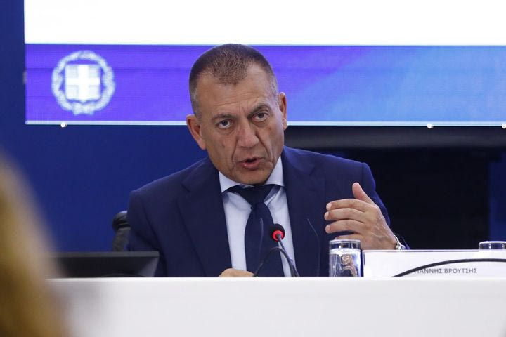 Οπαδική βία: Ο απολογισμός των μέτρων αντιμετώπισης και οι δέκα νέες πρωτοβουλίες της Κυβέρνησης