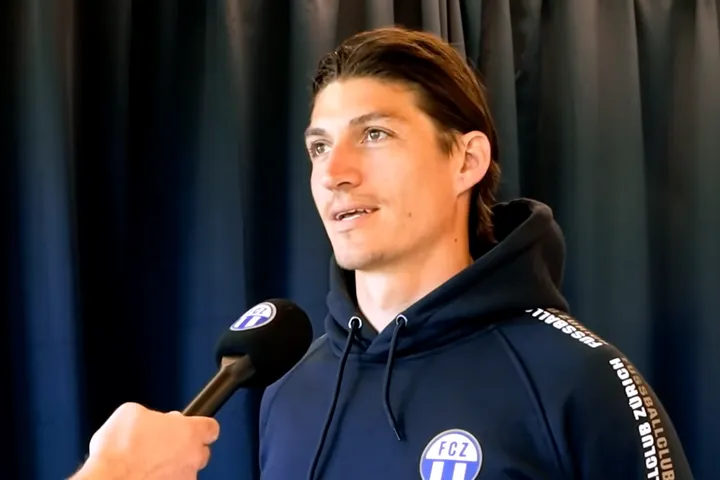 Τέλος ο Τσούμπερ από τη Ζυρίχη