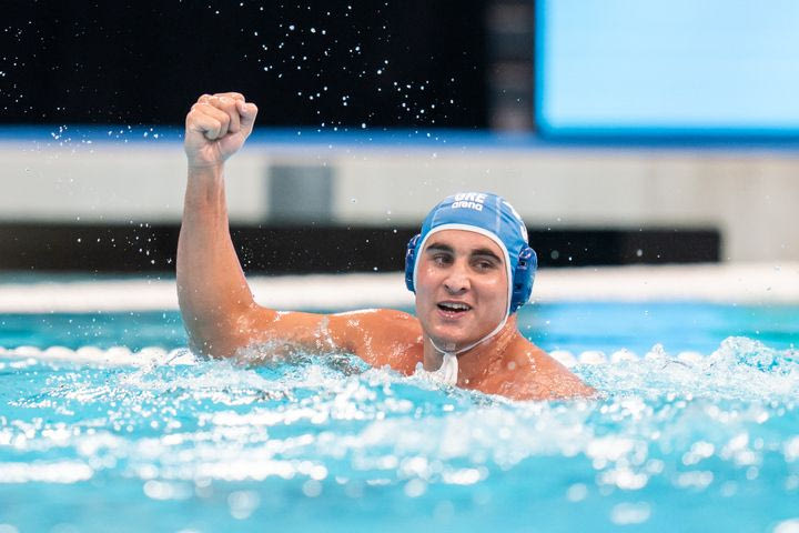 Ο Στέλιος Αργυρόπουλος στο SPORT24: “Με χτύπαγαν όλοι στα πλευρά μου, επειδή ξέρουν ότι τα έχω σπάσει”