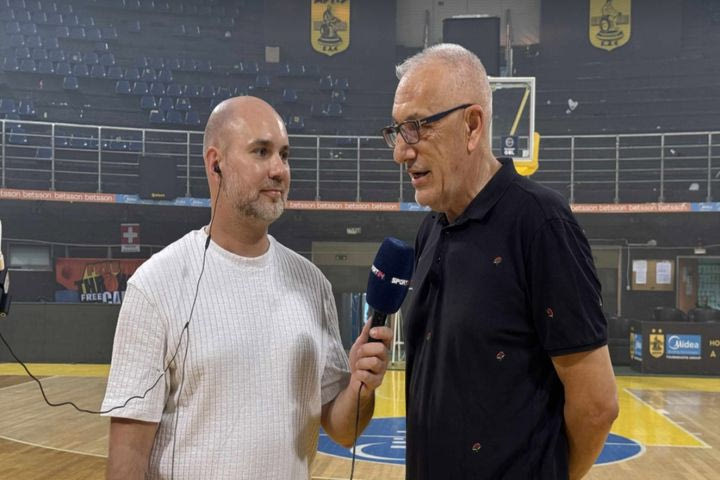 Ο Λευτέρης Αρβανίτης στο SPORT24: “Σαν οπαδός φαντάζομαι ότι σε πέντε χρόνια θα παίζουμε στη EuroLeague και θα έχουμε πάρει το EuroCup”