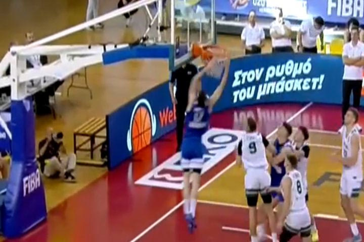 Το εντυπωσιακό κάρφωμα του Νεοκλή Αβδάλα κόντρα στην Λιθουανία
