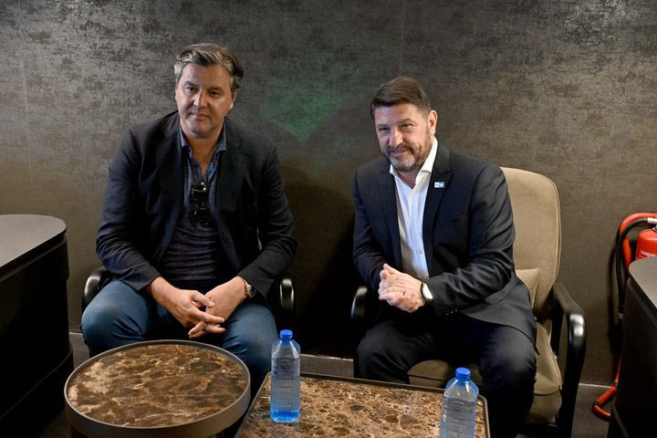 Συνομίλησε με Μποντιρόγκα ο Χαρδαλιάς: “Τον διαβεβαίωσα ότι η Αθήνα είναι πάντα έτοιμη να φιλοξενήσει μεγάλες διοργανώσεις”