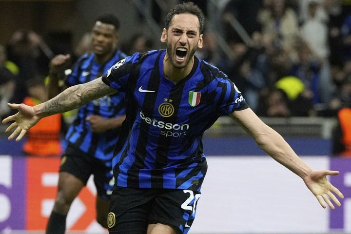 Φενέρμπαχτσε: Σούπερ πρόταση από την ομάδα του Μουρίνιο για την αγορά του Τσαλχάνογλου από την Ίντερ