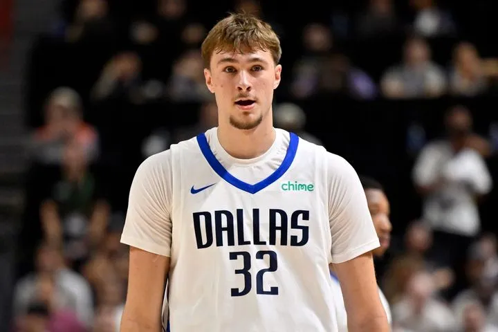 Άστοχο το ντεμπούτο του Φλαγκ στο Βέγκας, νίκη για τους Μάβερικς στο πιο ακριβό παιχνίδι offseason στην ιστορία