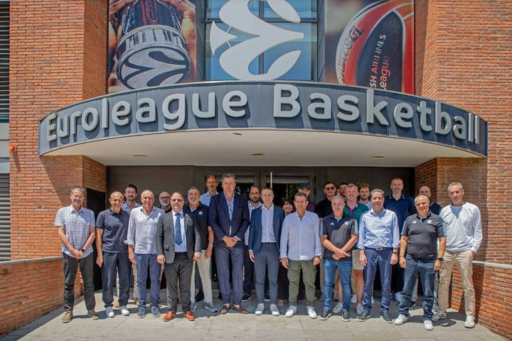 EuroLeague: Συναντήθηκαν στην Βαρκελώνη οι προπονητές, παρών και ο Μποντιρόγκα