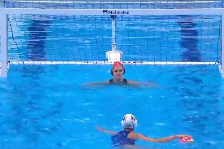 Εθνική πόλο γυναικών: Με πέναλτι η Εθνική τελειώνει με 3-1 το πρώτο οκτάλεπτο