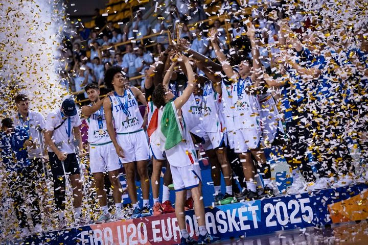 EuroBasket U20: Οι ιταλικοί πανηγυρισμοί κατά την απονομή
