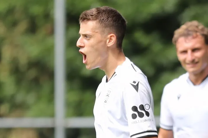 Ο Γιάννης Κωνσταντέλιας