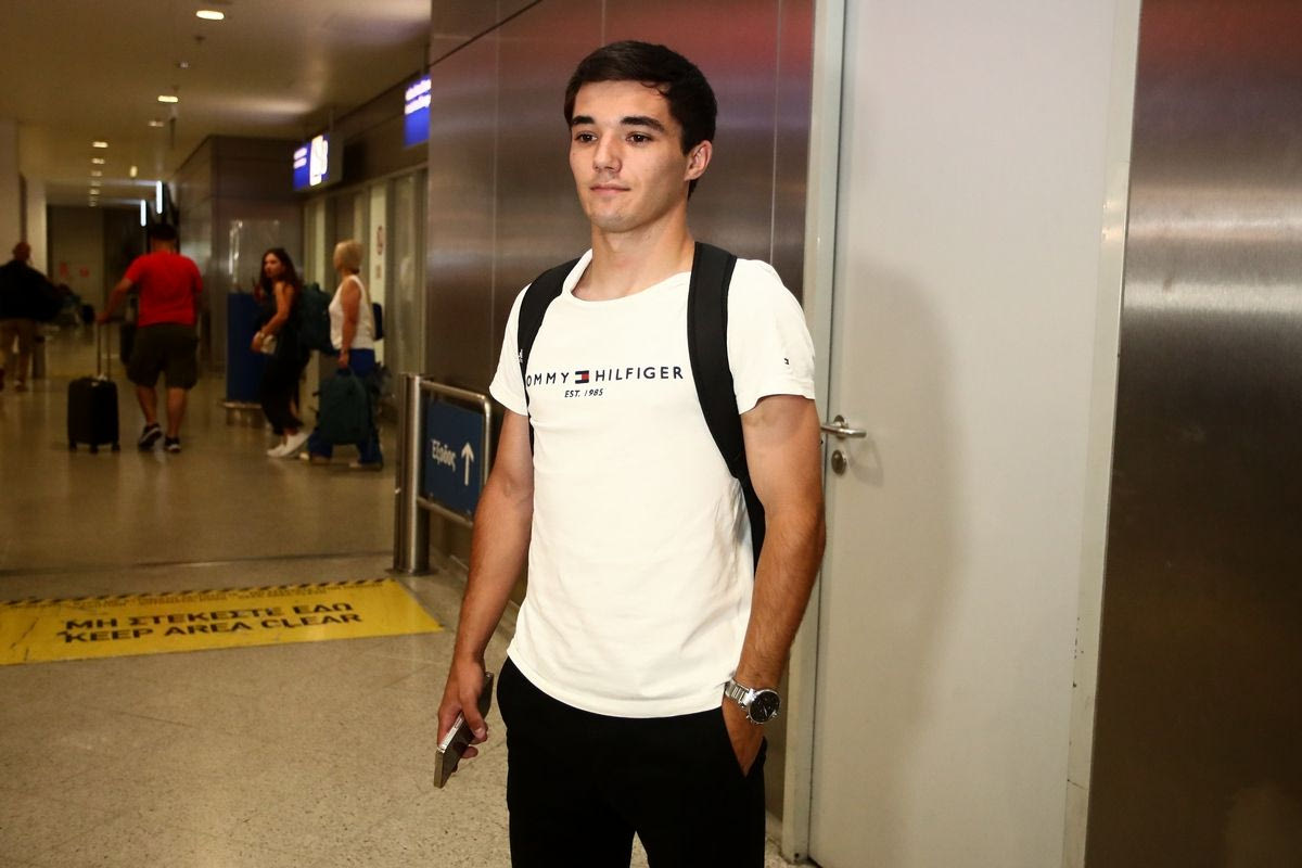 Ο Ντιόγκο Νασιμέντο στην Ελλάδα για τον Ολυμπιακό