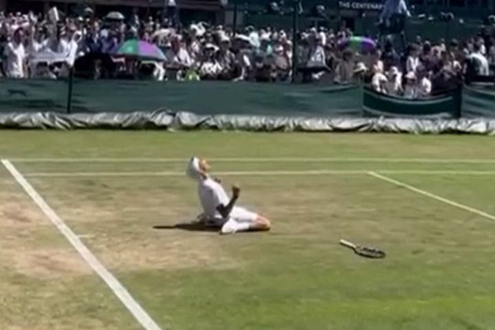 Παγώνης: Το match-point που τον έστειλε στον τελικό του Wimbledon και ο πανηγυρισμός του