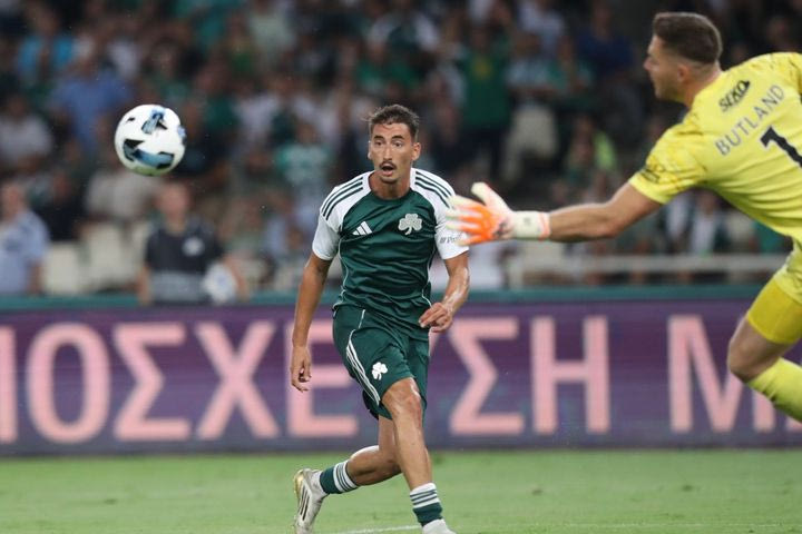 Εξαιρετική σέντρα του Μπακασέτα, κεφαλιά του Τζούριτσιτς και 1-0 μετά από έλεγχο στο VAR