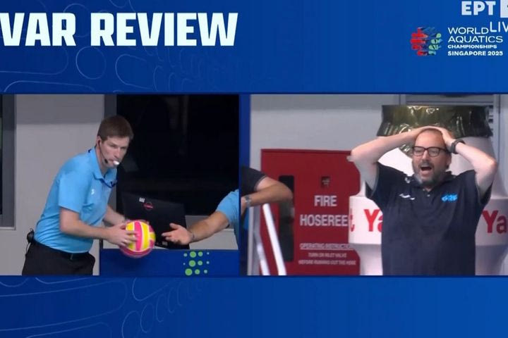 Έξαλλος ο Παυλίδης για τον μη καταλογισμό πέναλτι στην Κουρέτα