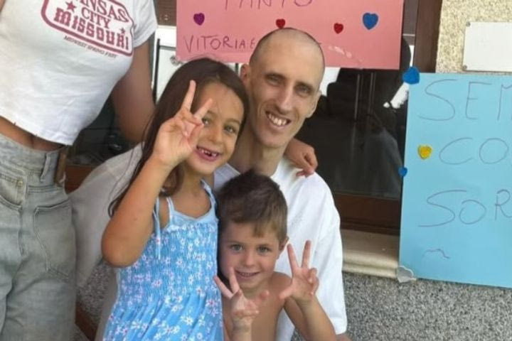 Ο Πολονάρα γύρισε στην Ιταλία μετά τον πρώτο γύρο θεραπειών και το VIDEO της συζύγου του συγκλονίζει