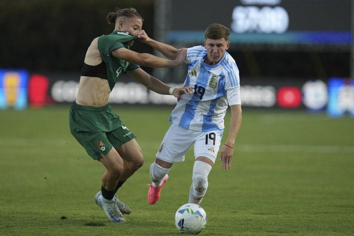 Παναθηναϊκός, Ολυμπιακός, Ρίβερ Πλέιτ και ομάδες από τη Βραζιλία ενδιαφέρονται για τον Αντίνο σύμφωνα με την AS