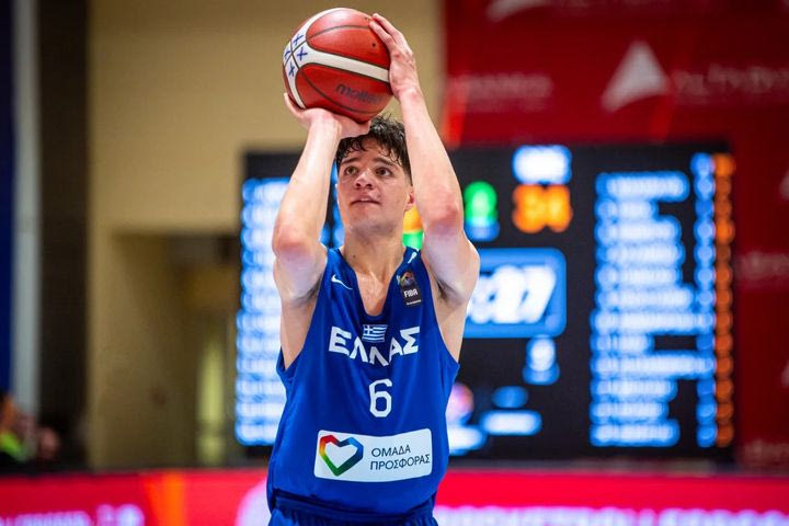 Ο Σβέτισλαβ Πέσιτς έβαλε τον Νικόλα Σερμπεζή στο ρόστερ της Μπάγερν στην EuroLeague